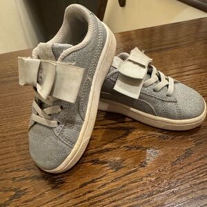 Puma Kids Silver Sneakers with Bow
